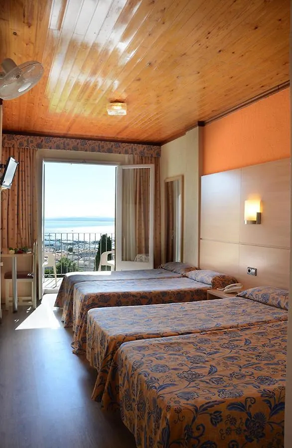 **  Hotel Grecs Roses Espagne