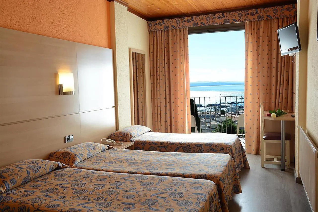 Hotel Grecs Roses 2*,
